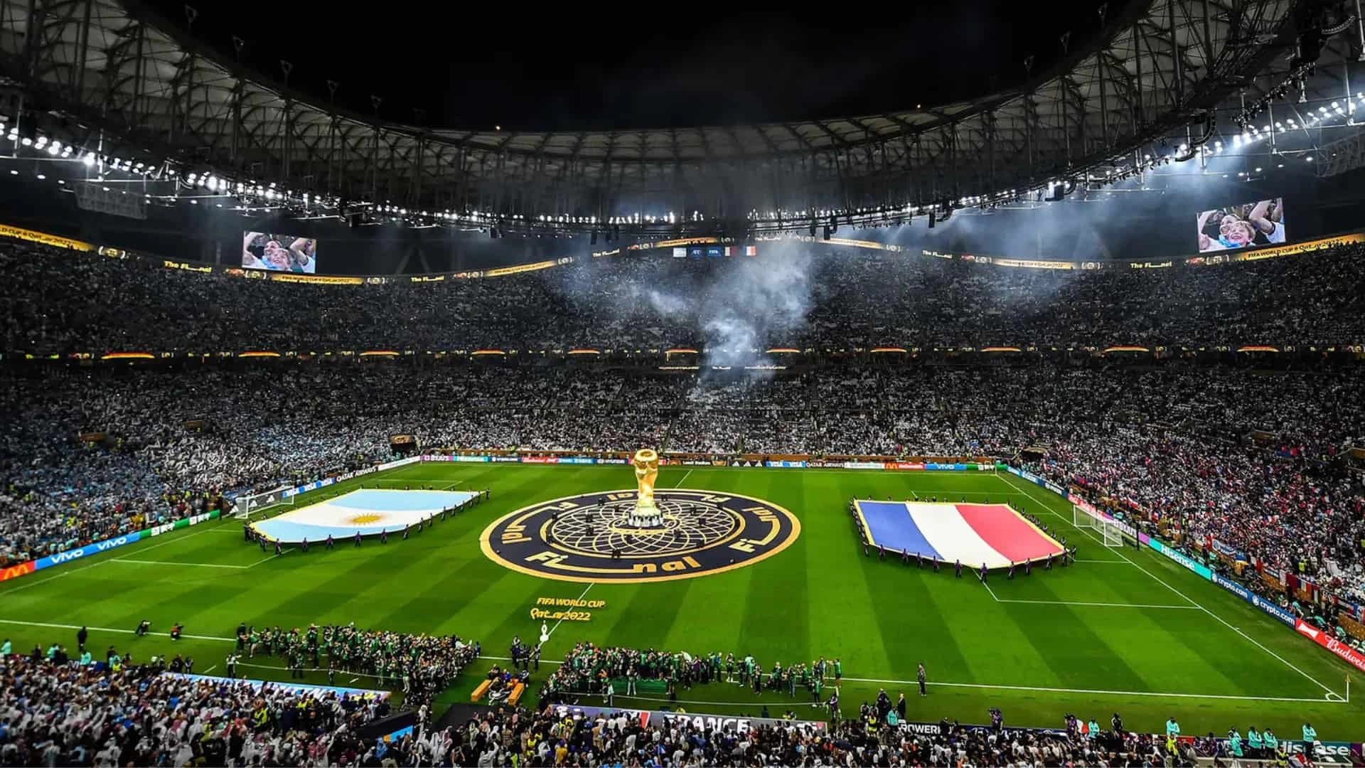 Football : Voyage business au cœur du jeu.